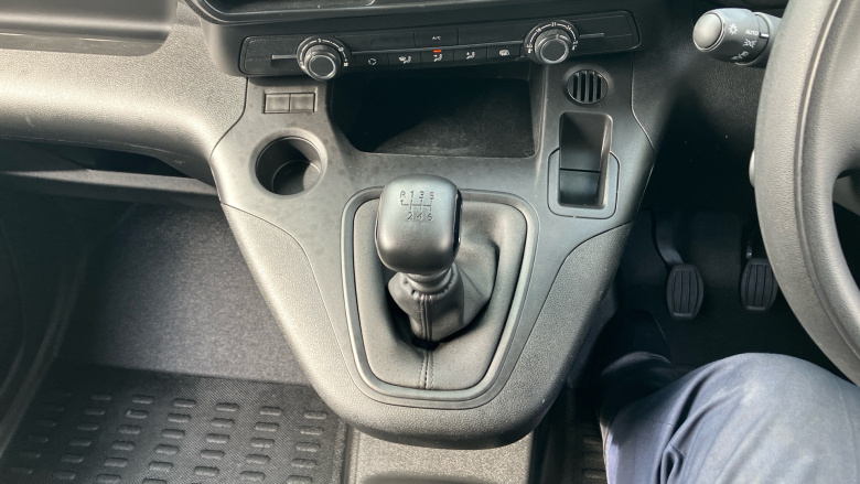 Citroen Berlingo Xl Diesel 1.5 BlueHDi 950Kg Enterprise Ed 100ps 6 Speed S/S